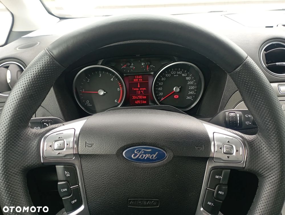 Ford Galaxy 2.0 TDCi Ambiente - 8