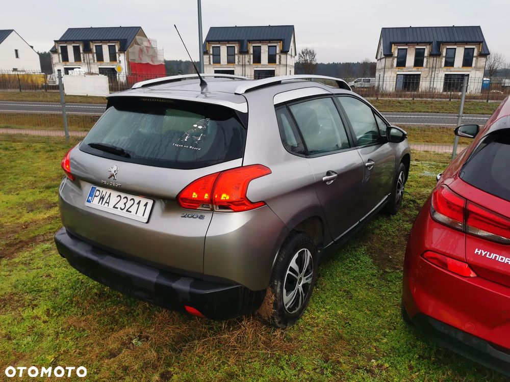 Peugeot 2008 PureTech 82 Style - 10