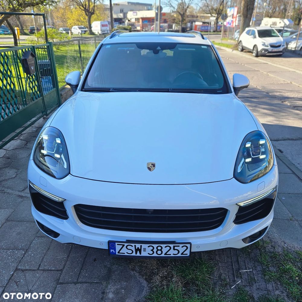 Porsche Cayenne S E-Hybrid Platinum Edition - 1