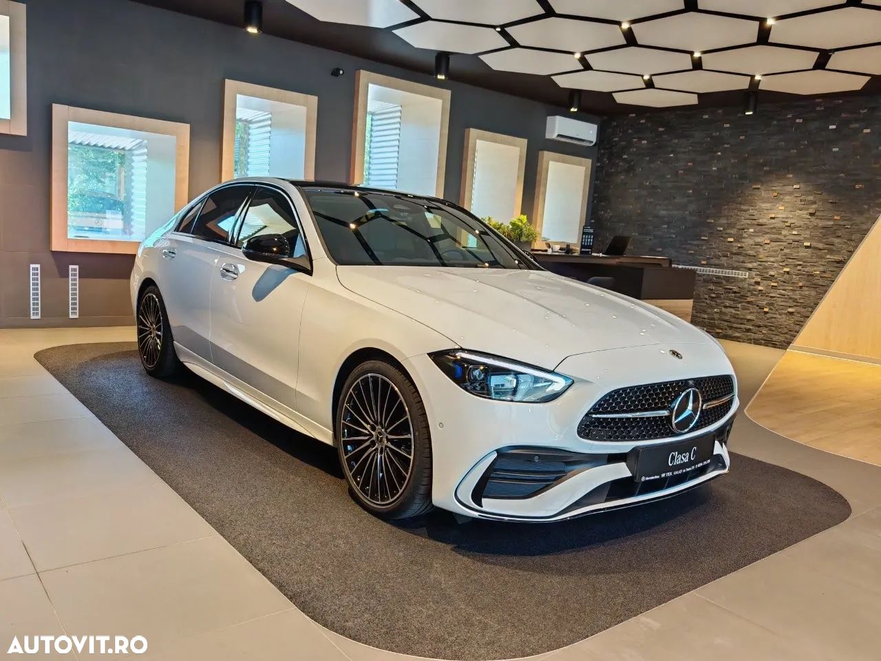 Mercedes-Benz C 300 d MHEV 4MATIC - 1