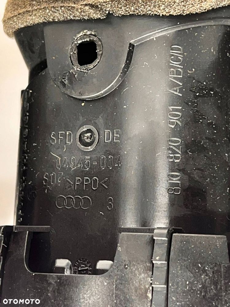 8P0 820 901 Dysze / Kratki nawiewu deski rozdzielczej Audi TT TTS Mk2 2008 - 5