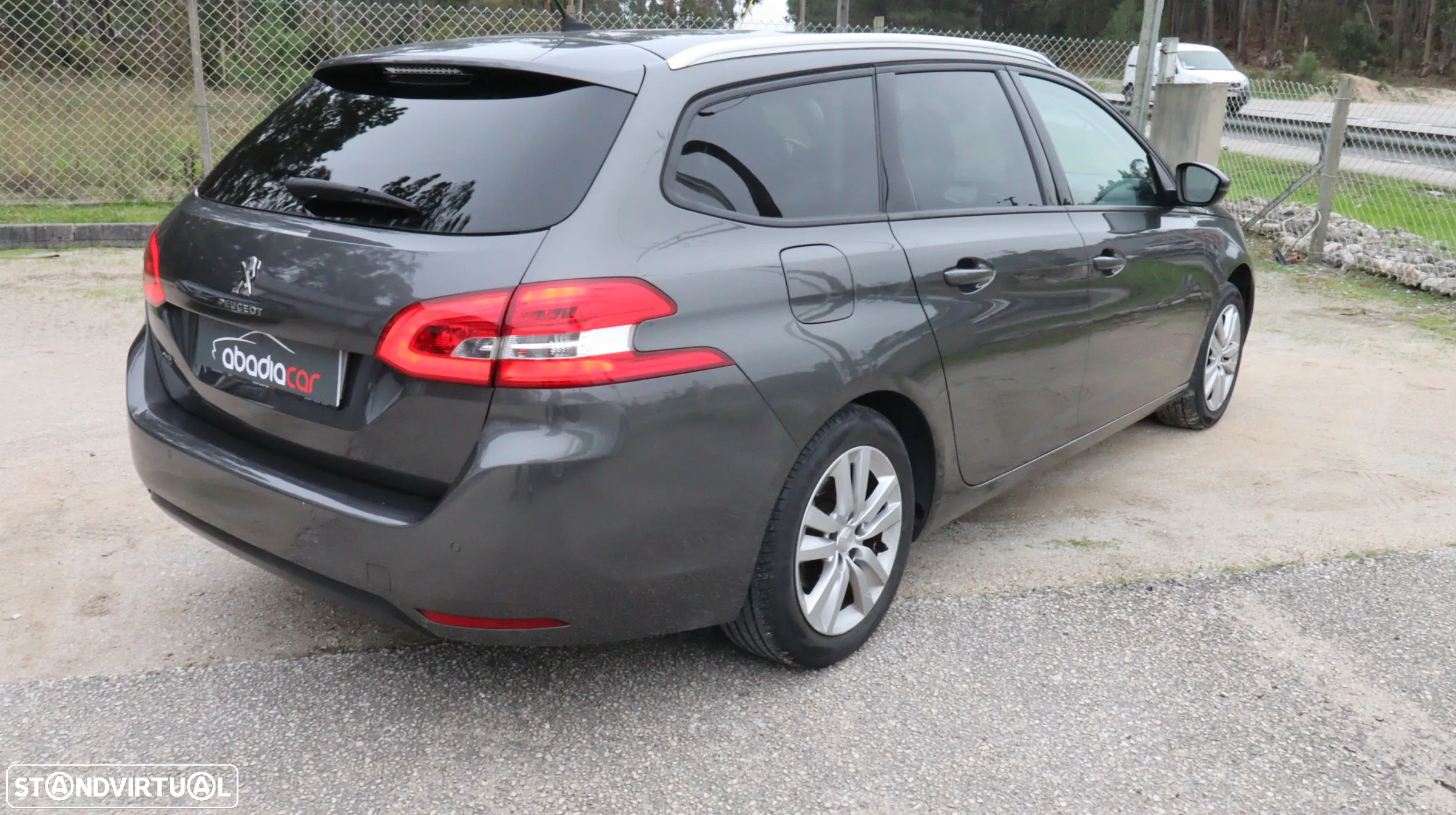 Peugeot 308 SW 1.5 BlueHDi Style - 16