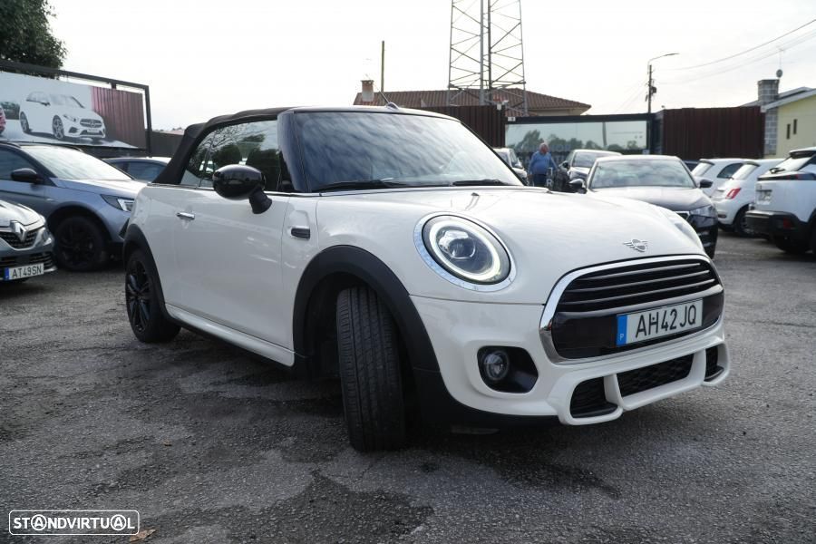 MINI Cabrio Cooper Premium Plus JCW Auto - 2