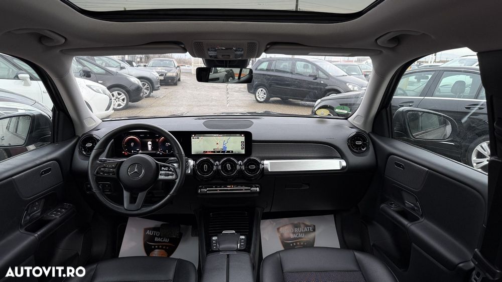 Mercedes-Benz GLB - 8