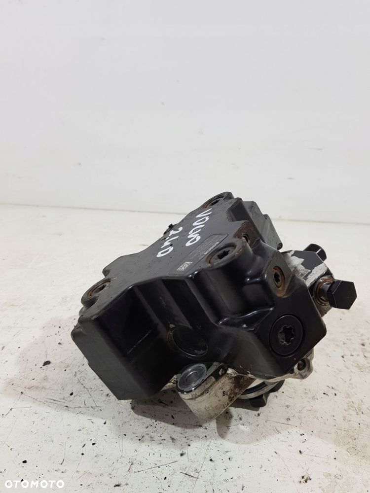 pompa wtryskowa 0445010111 volvo s60 v70 2.4d 30756125 - 3