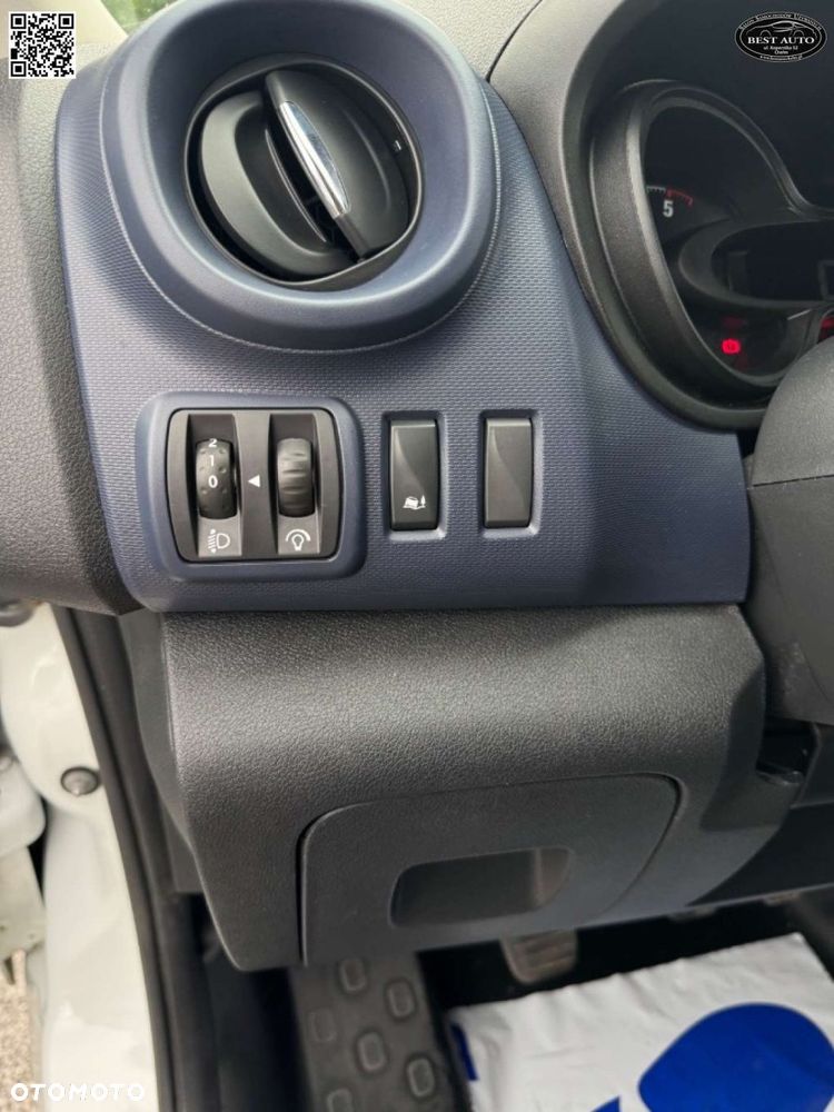 Opel Vivaro - 23