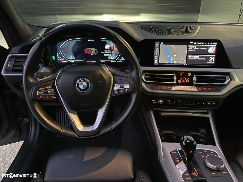 BMW 320 e Touring Line Sport Auto - 13