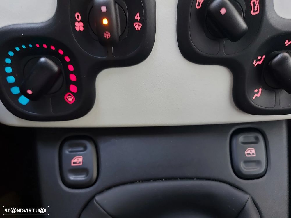 Fiat Panda Pandina 1.0 Hybrid - 18