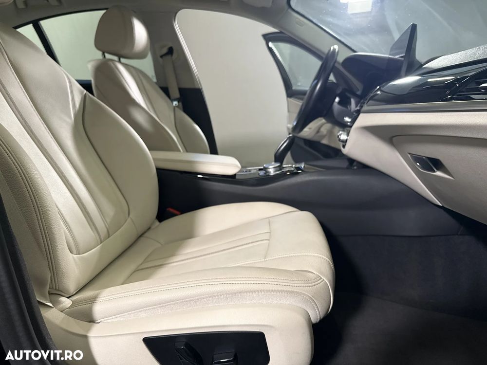 BMW Seria 5 - 12