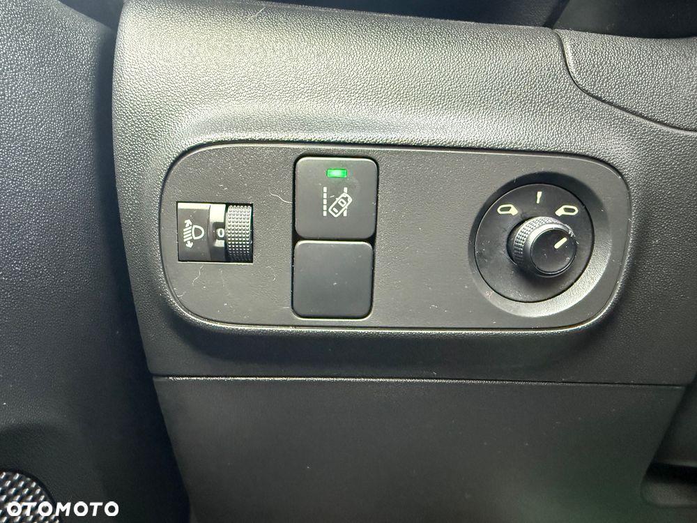 Citroën C3 1.6 BlueHDi Shine S&S - 22