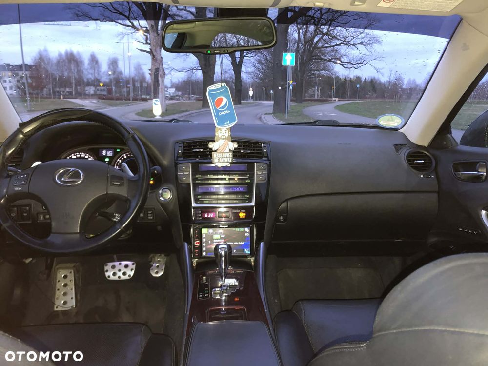 Lexus IS 250 Sport - 6