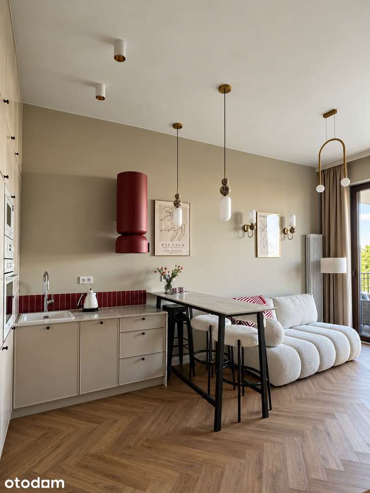 WYJĄTKOWY APARTAMENT | AUTONOMIA PRASKA | 3,2 M WYSOKOŚCI | BALKON