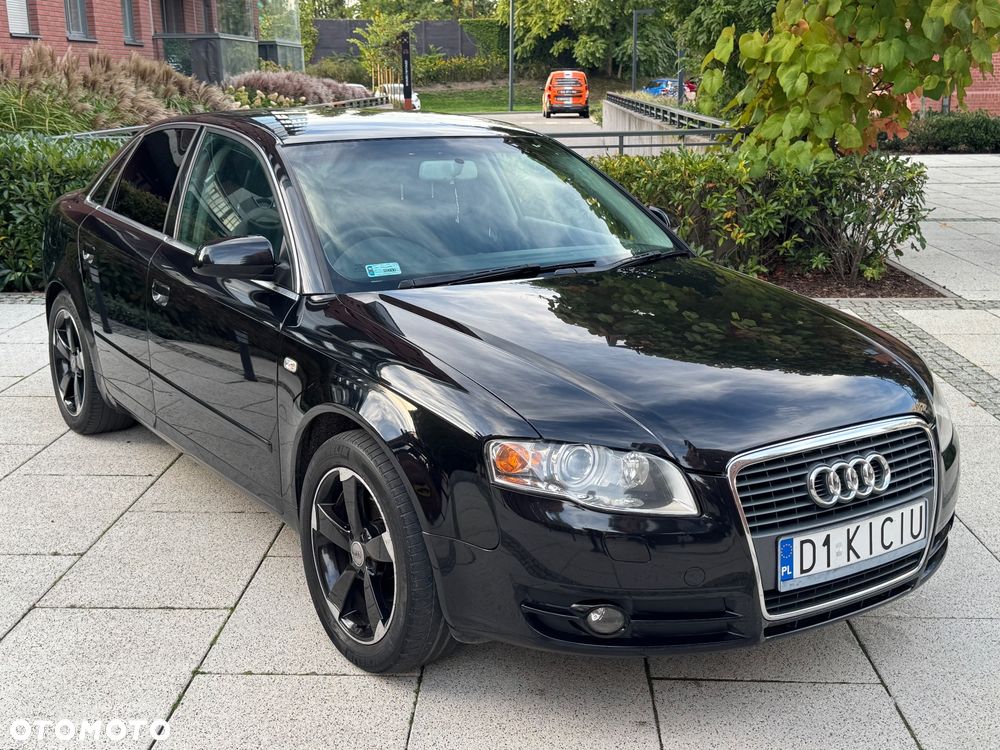 Audi A4 Limousine - 7