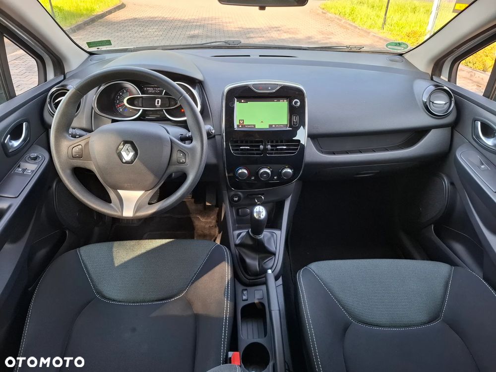 Renault Clio - 12