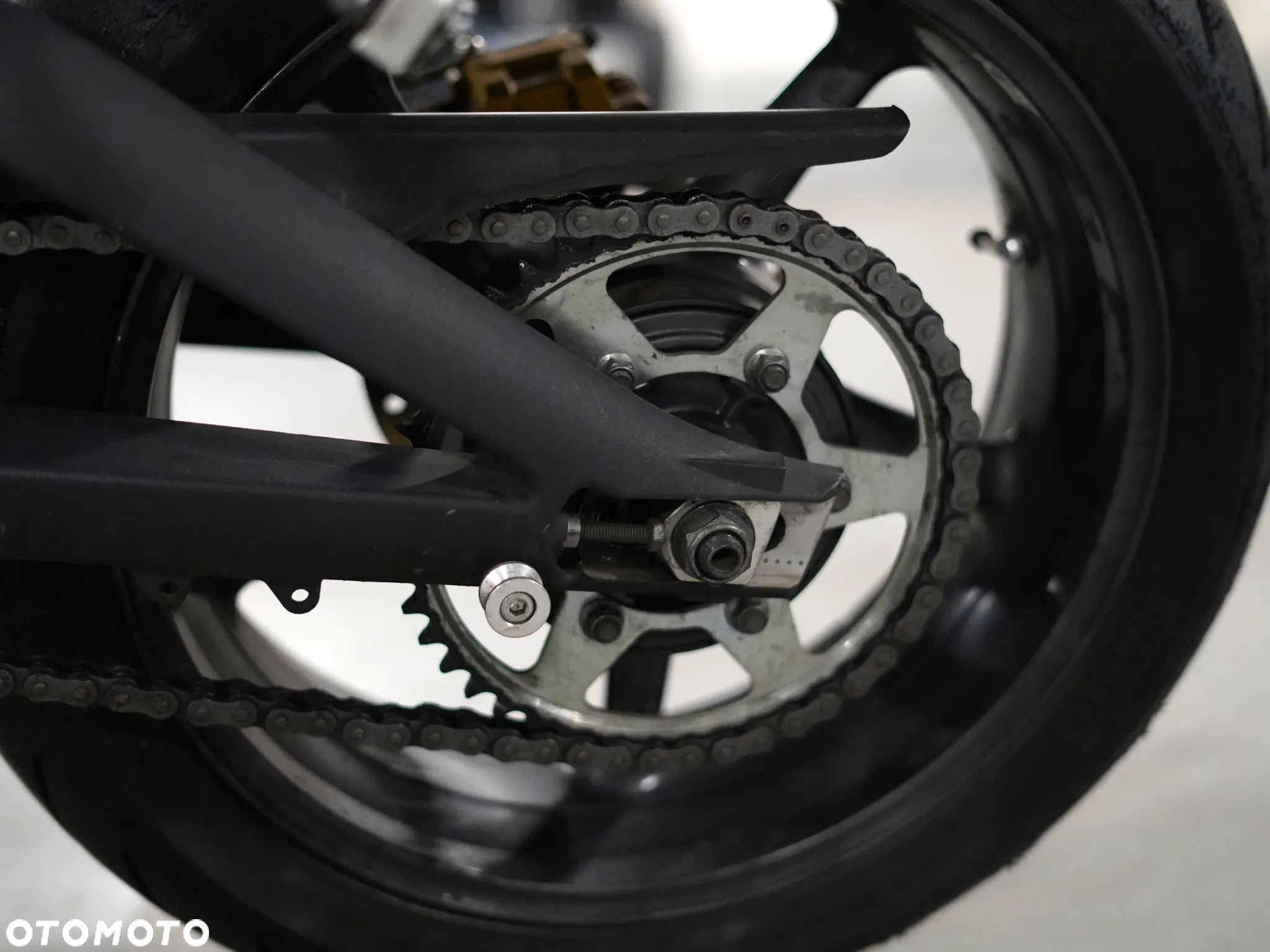 Triumph Street Triple - 8