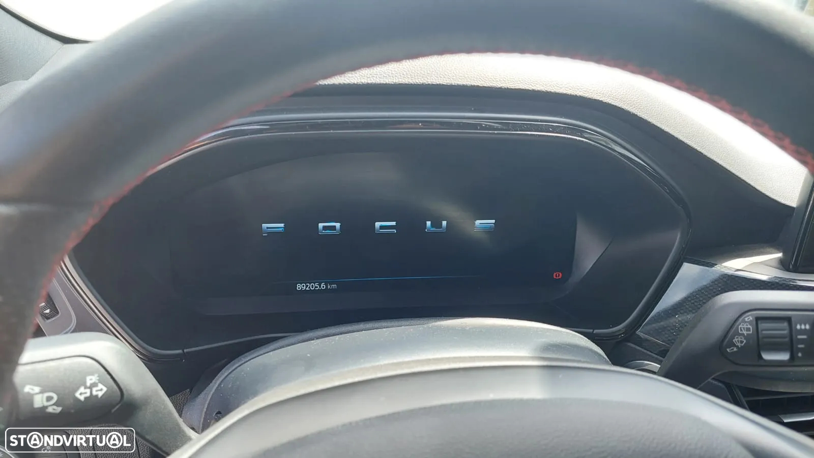 Ford Focus 1.0 EcoBoost MHEV ST-Line X - 19
