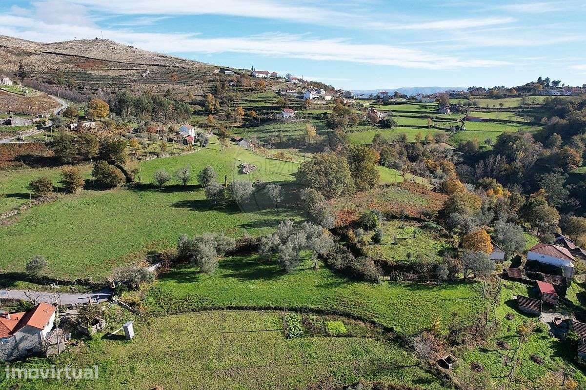 Terreno  para venda - Grande imagem: 2/4