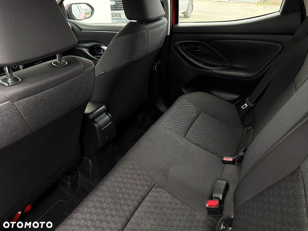 Toyota Yaris Hybrid 1.5 Comfort - 24