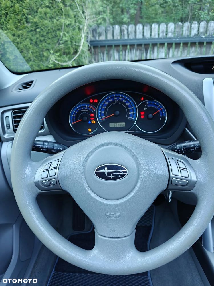 Subaru Forester 2.0 XA TRE - 13