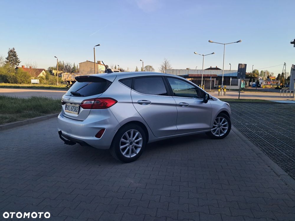 Ford Fiesta 1.5 TDCi S&S TITANIUM - 7