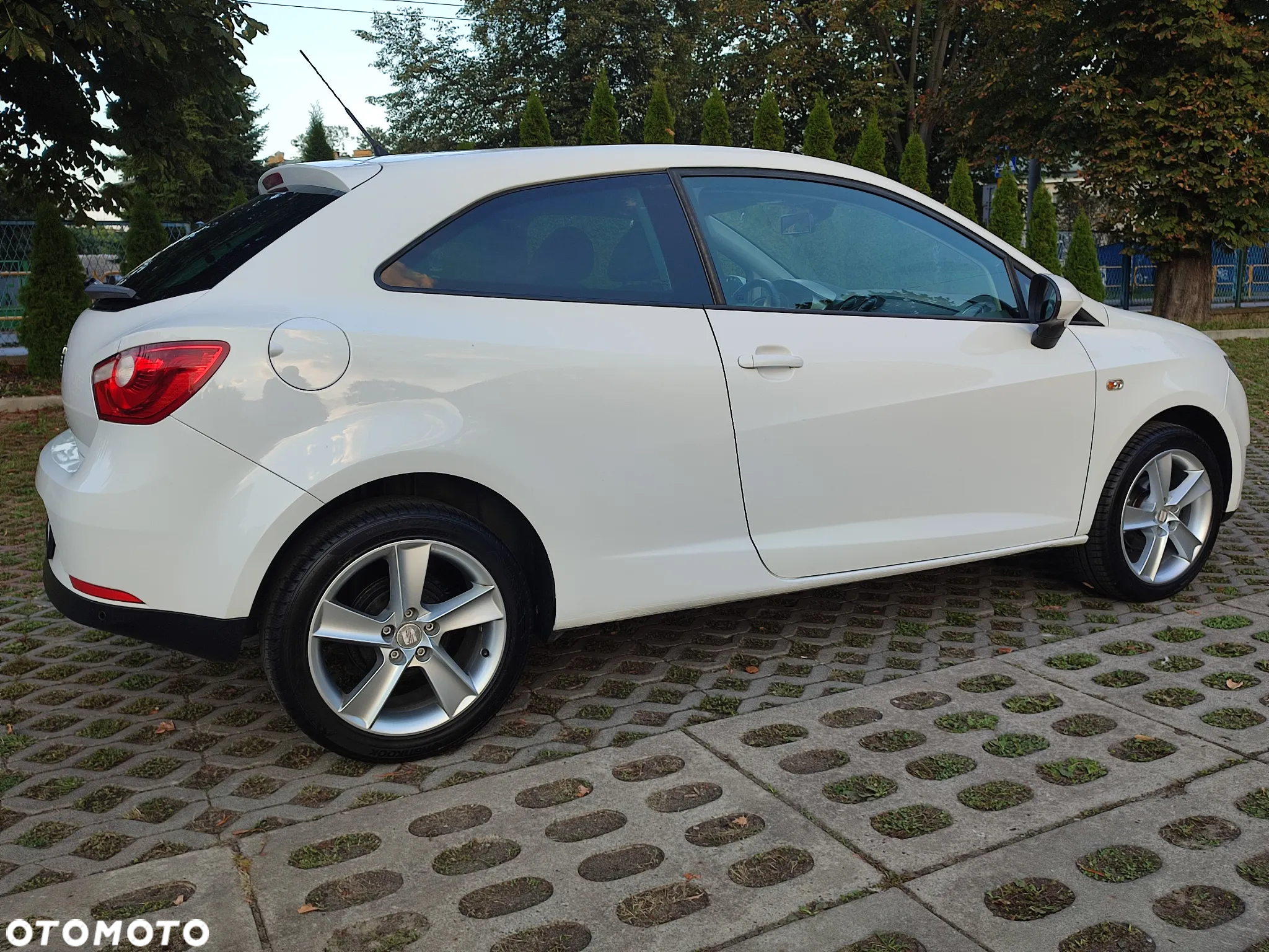 Seat Ibiza SC 1.4 16V Style - 17