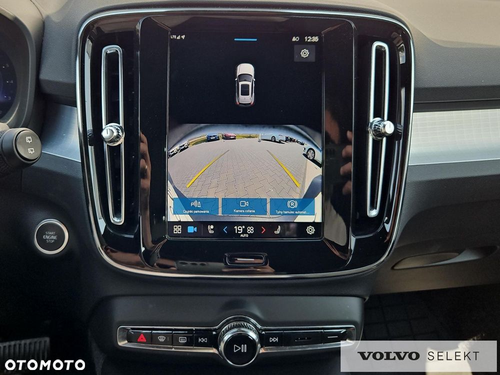 Volvo XC 40 - 23