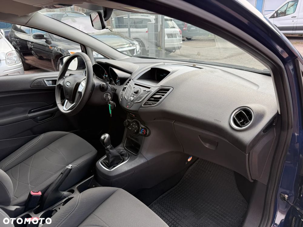 Ford Fiesta 1.25 Celebration - 19