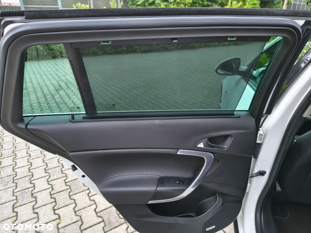 Opel Insignia 2.0 T Cosmo 4x4 - 21