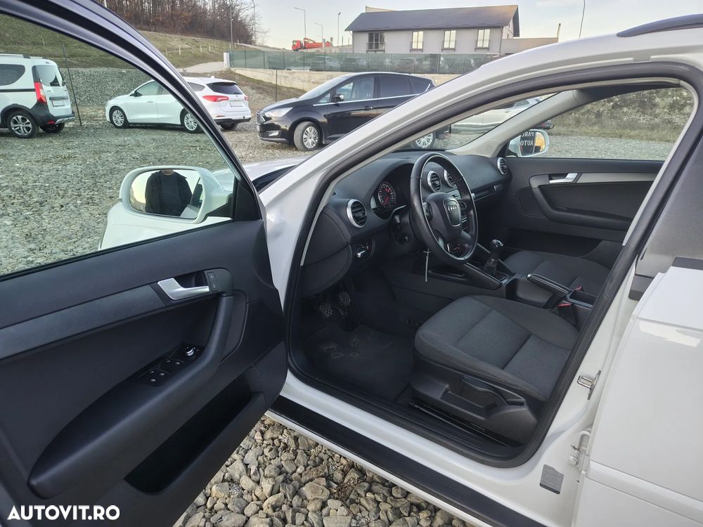 Audi A3 1.4 TFSI ack Attraction - 9
