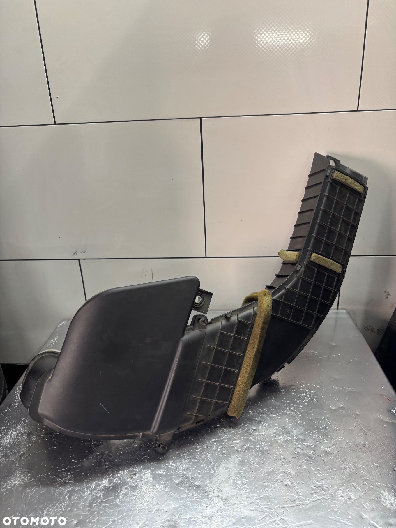 JEEP CHEROKEE KL LIFT 2019- USA 2.4 B REZONATOR PRZEWOD POWIETRZA 68293181 - 1