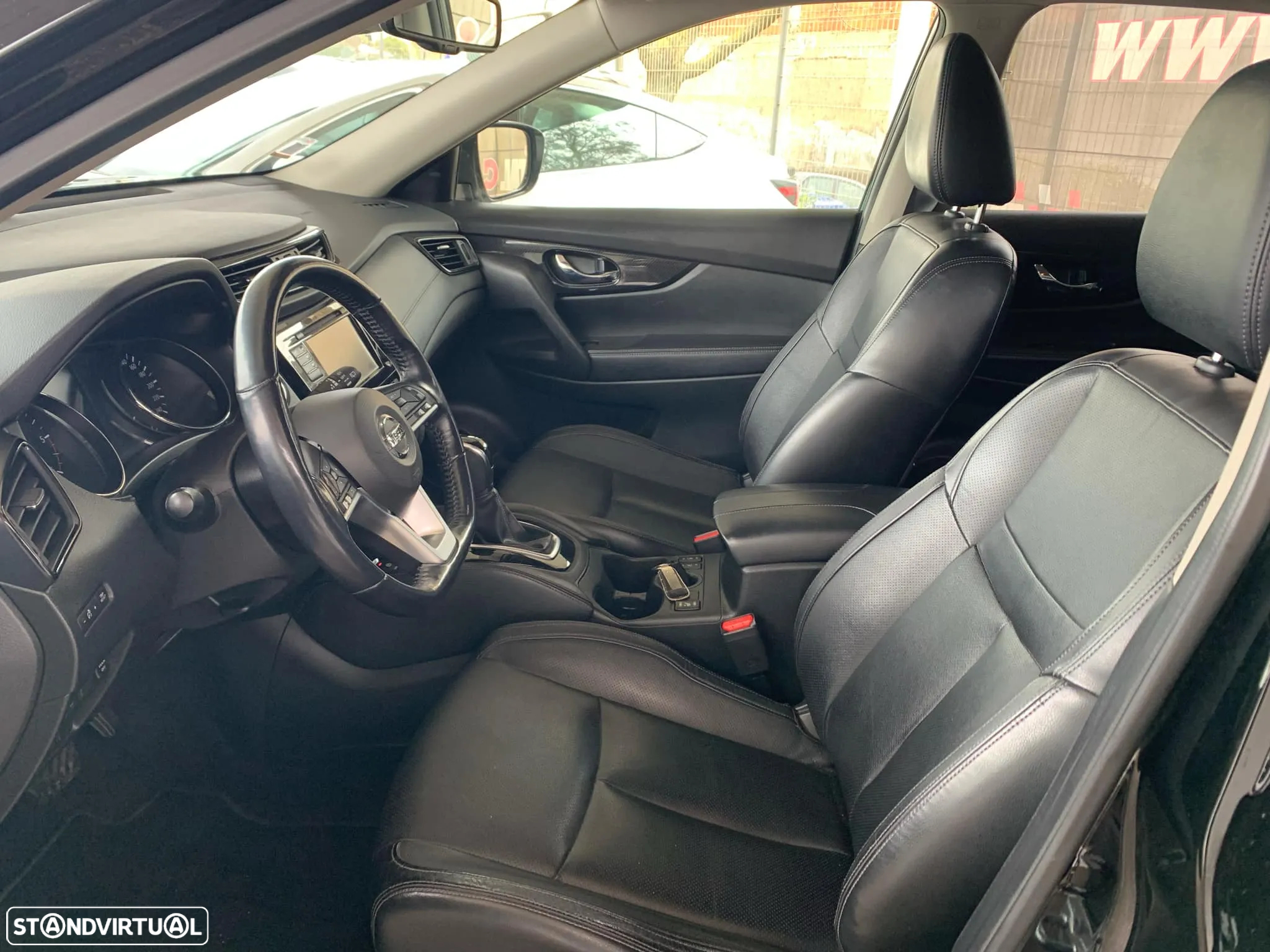 Nissan X-Trail 1.6 dCi X-Scape Xtronic - 11