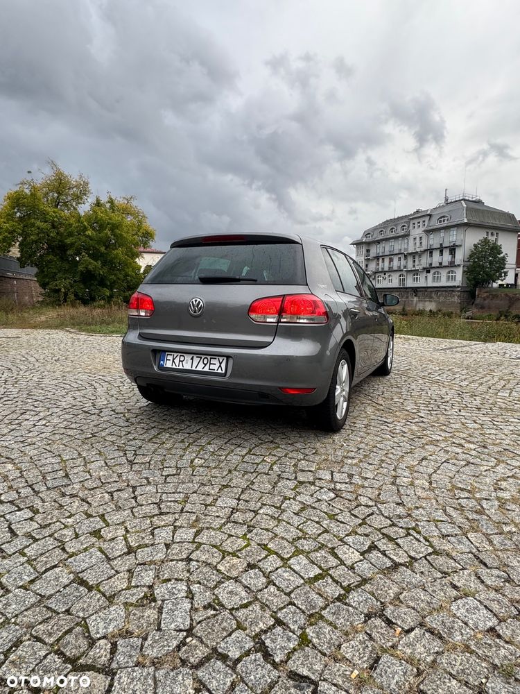 Volkswagen Golf - 5
