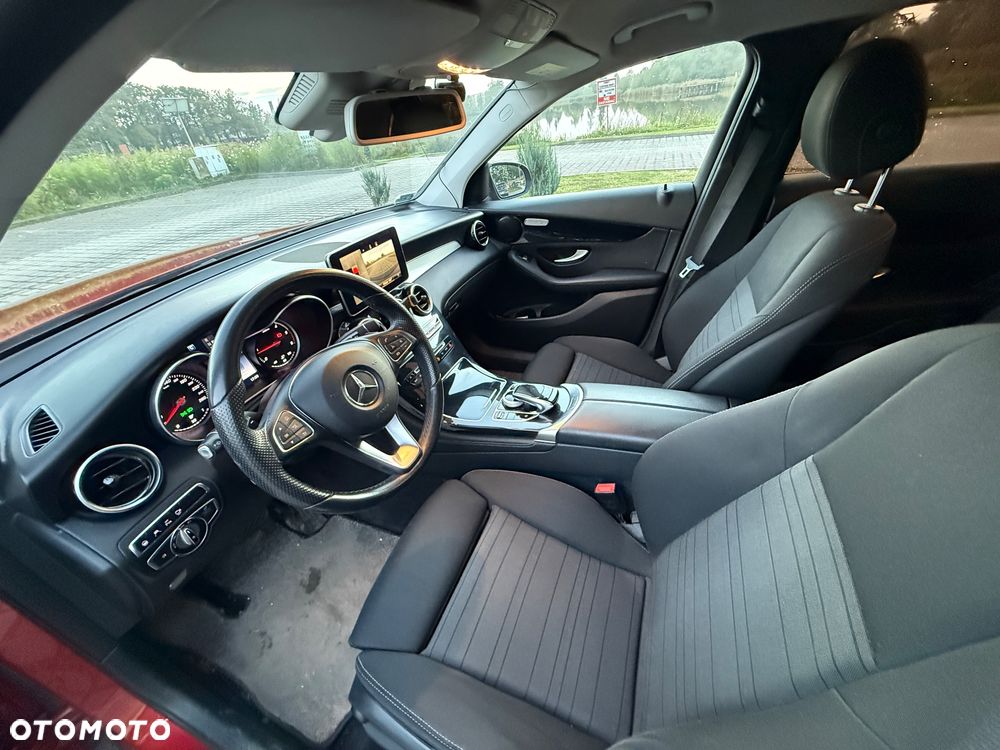 Mercedes-Benz GLC 250 d 4-Matic - 11