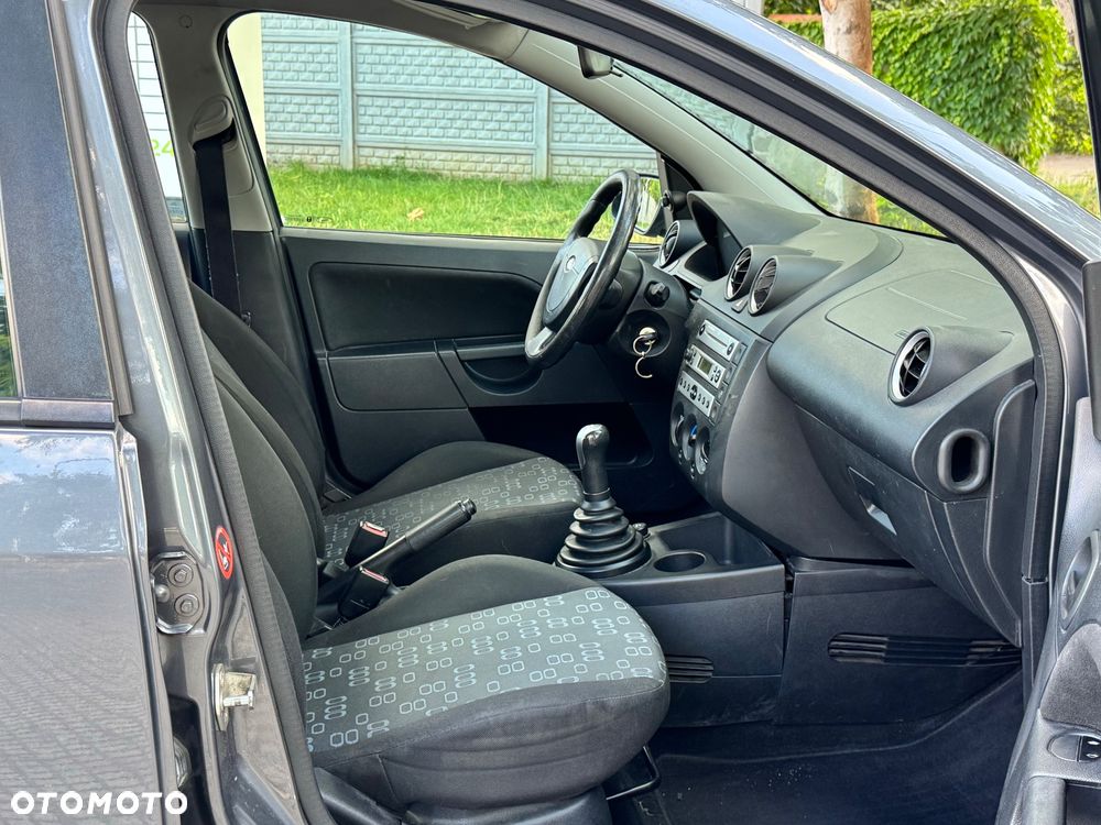 Ford Fiesta 1.25 Gold X - 19