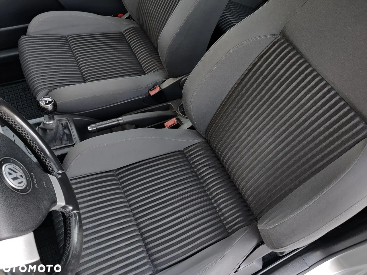 Volkswagen Polo 1.4 TDI Comfortline - 24