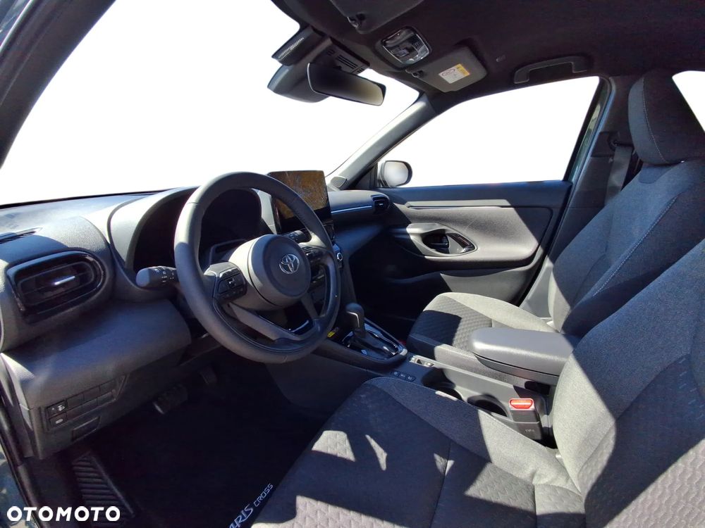 Toyota Yaris Cross - 18