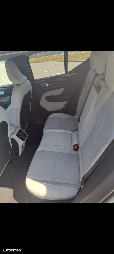 Volvo XC 40 D3 Geartronic Momentum Pro - 7
