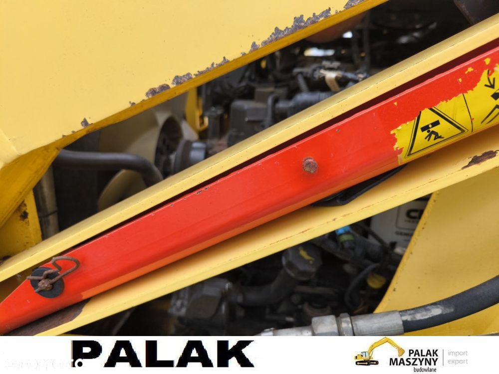 New Holland Koparko-Ładowarka NEW HOLLAND  B 110 C ,2014rok - 21