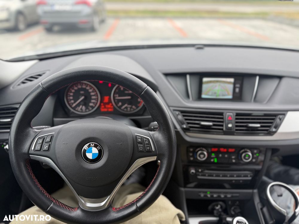 BMW X1 xDrive20d Sport Line - 12