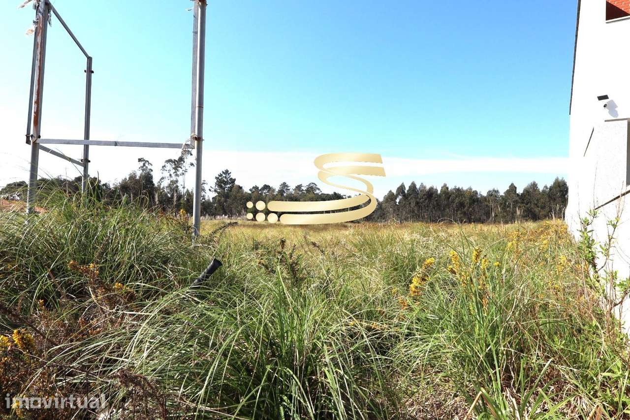 Terreno Urbano para Moradia Geminada em Silvalde - Grande imagem: 2/4