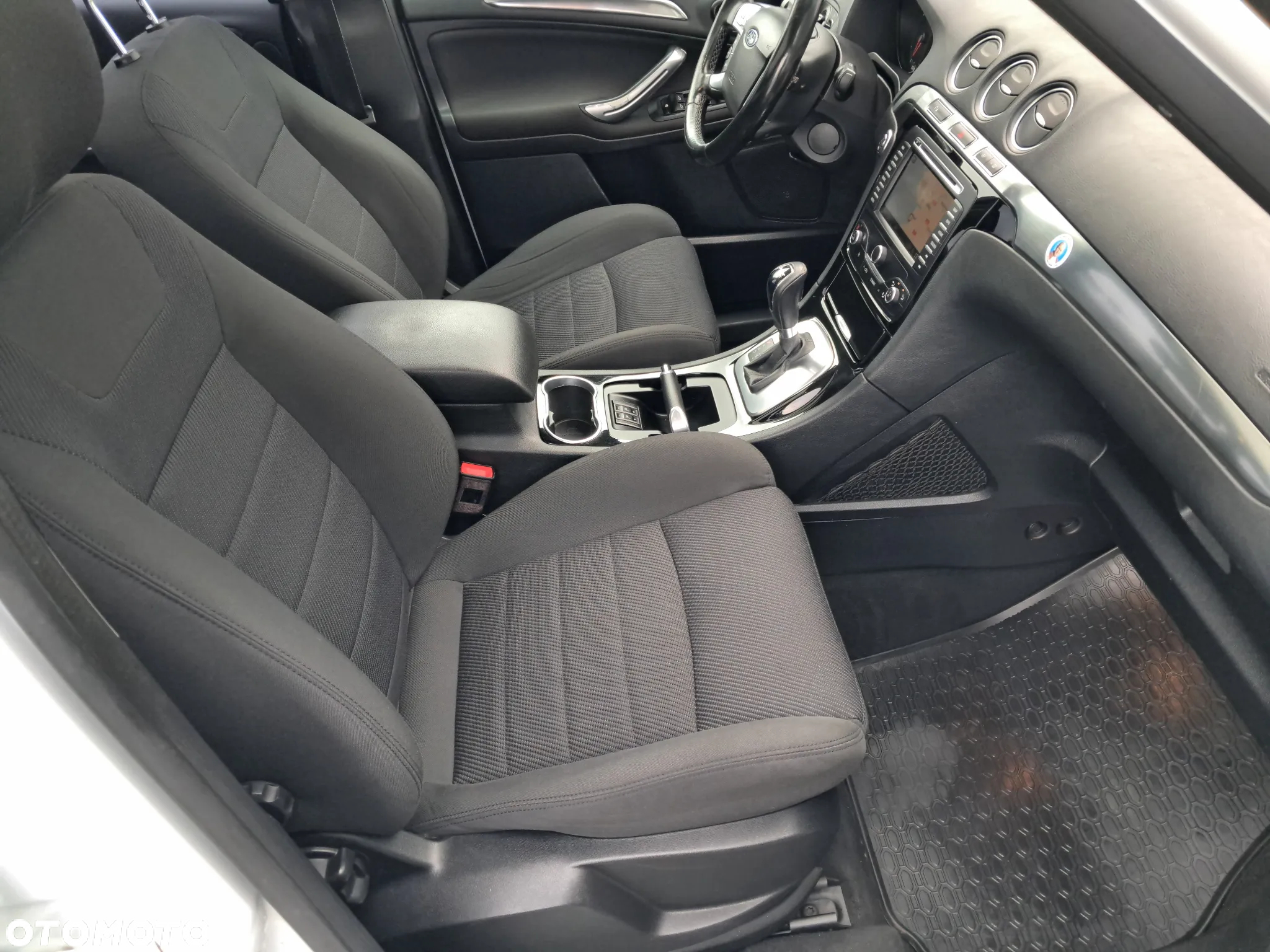 Ford S-Max 2.0 TDCi DPF Titanium - 15