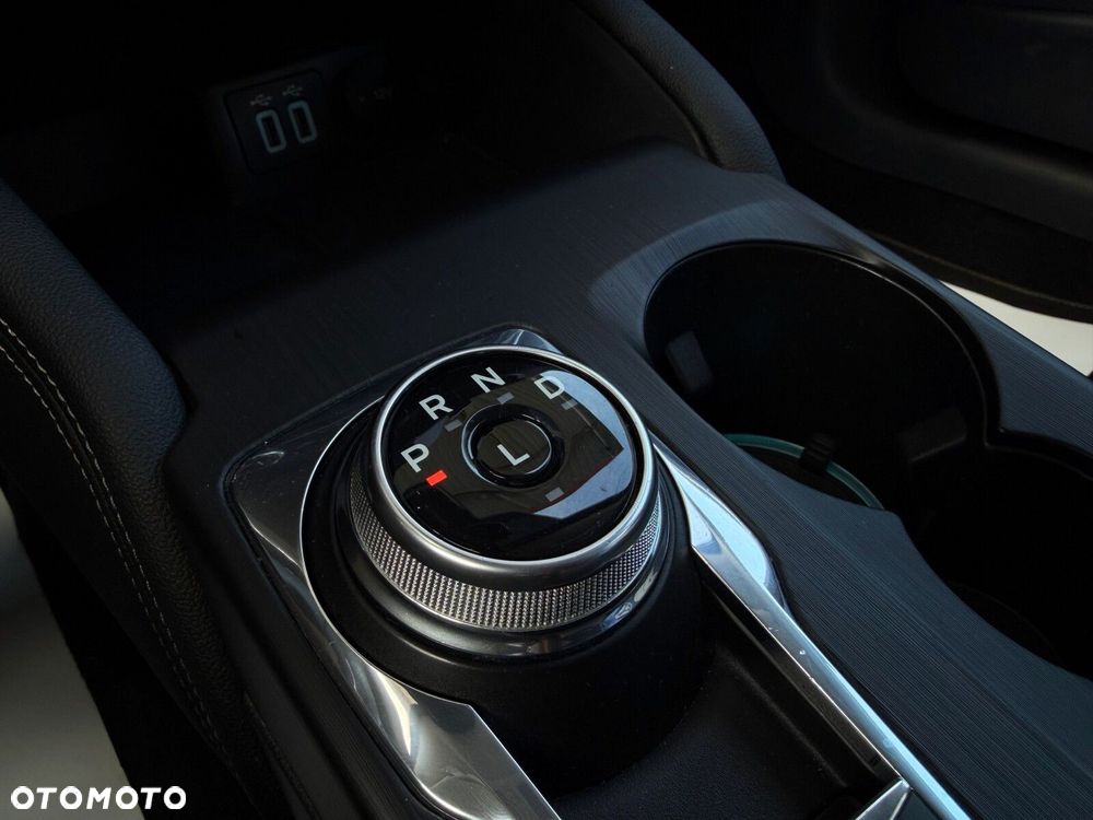 Ford Focus 1.5 EcoBoost Titanium X - 24