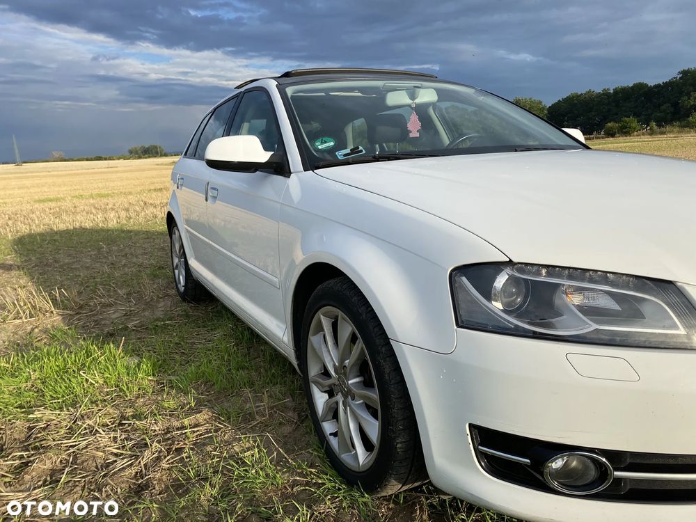 Audi A3 Sportback 2.0 TDI DPF Ambition - 2