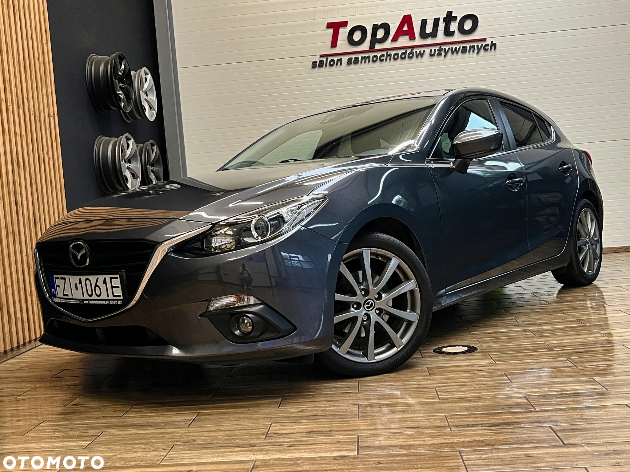 Mazda 3 - 15