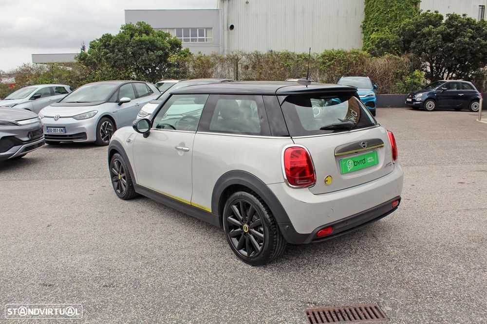 MINI 3 Portas Cooper SE Essential - 9