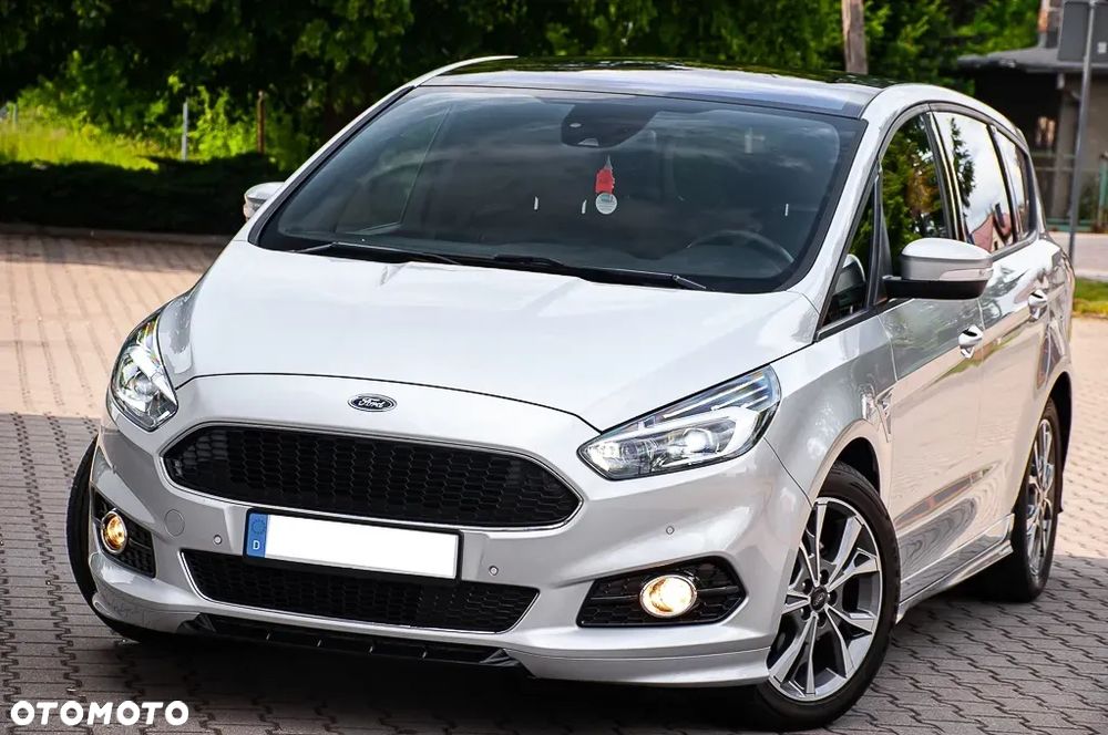 Ford S-Max - 16