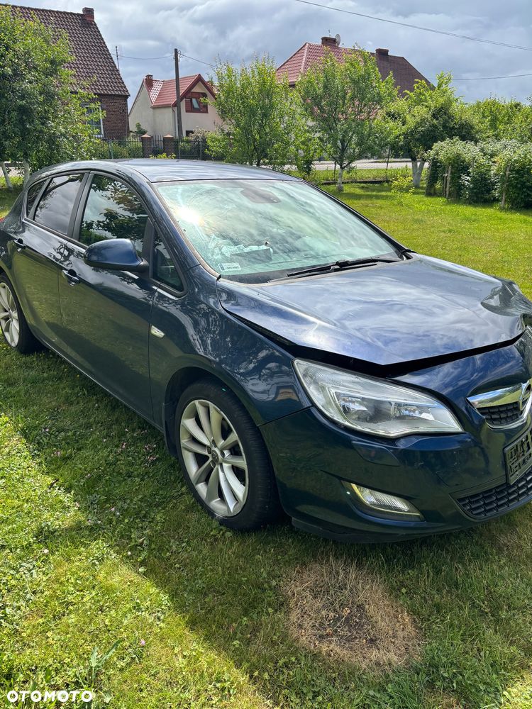 Opel Astra 1.4 Turbo - 8