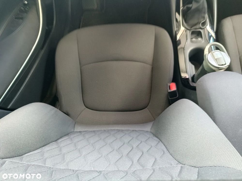 Toyota Corolla 1.5 Comfort - 23