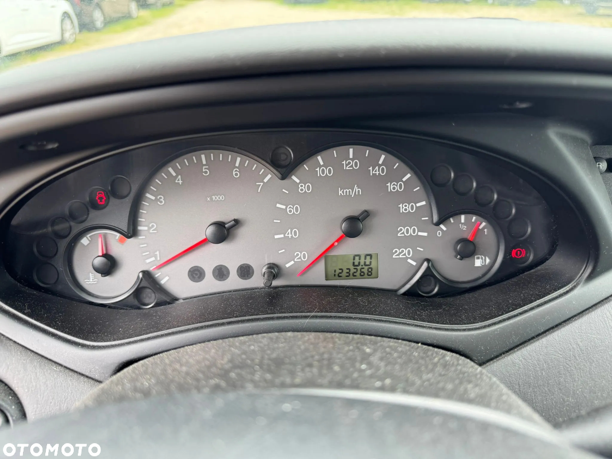 Ford Focus 1.6 16V Fun X - 7