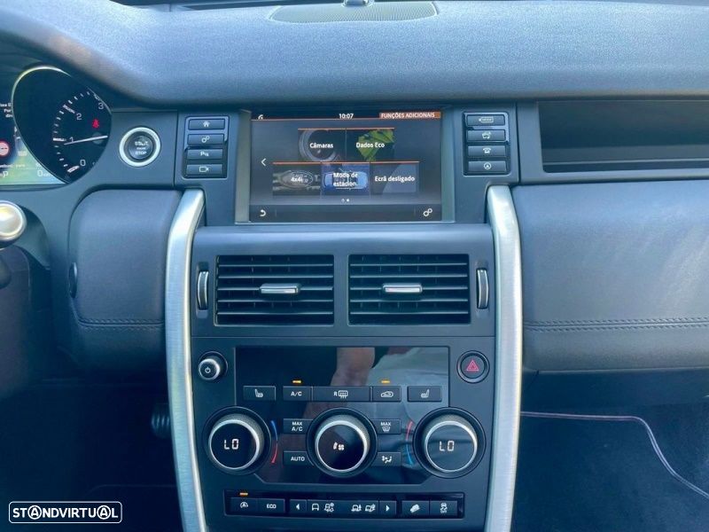 Land Rover Discovery Sport TD4 Aut. HSE Luxury - 9